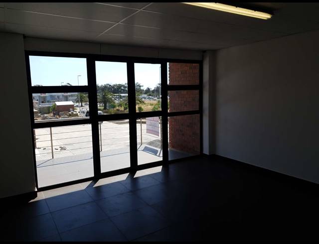 276M² OFFICE FOR SALE IN KILLARNEY GARDENS